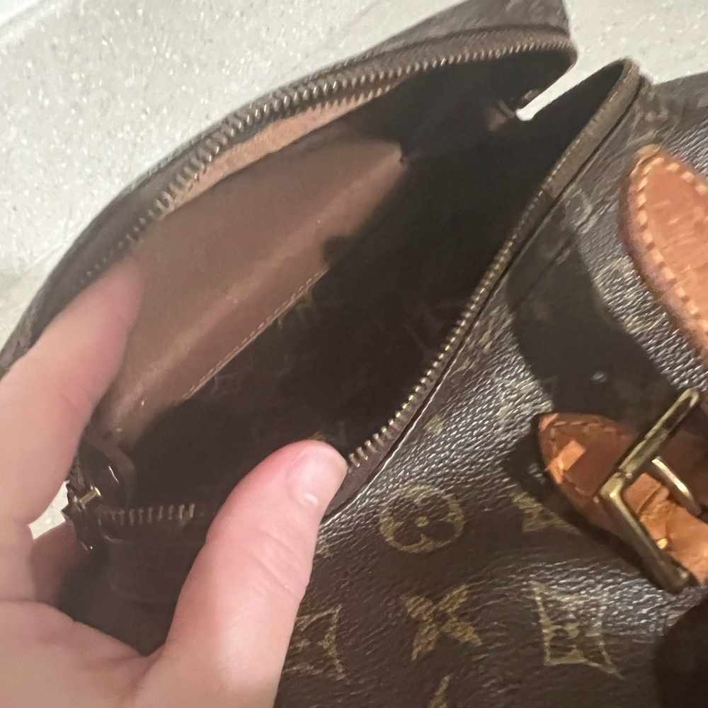 Authentic Louis Vuitton Brown Monogram Backpack - Picture 8 of 8